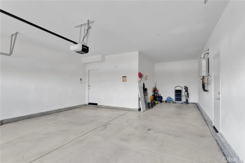 Additional image 46 of 13028 Sierra Madre Court, Victorville, CA 92394
