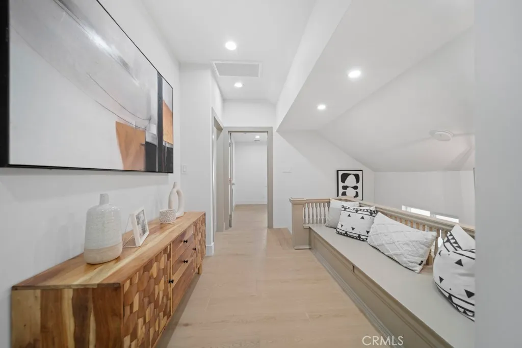 Additional image 91 of 1676 W 24th St, Los Angeles, CA 90007