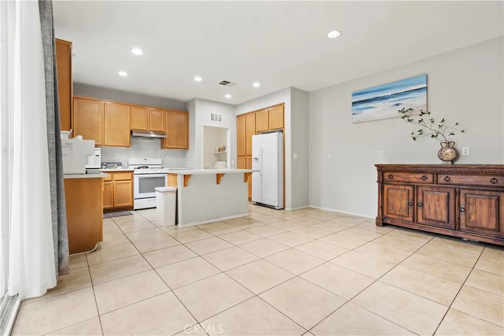 8541 Oak Barrel Place Unit 2, Rancho Cucamonga, CA 91730 photo 5
