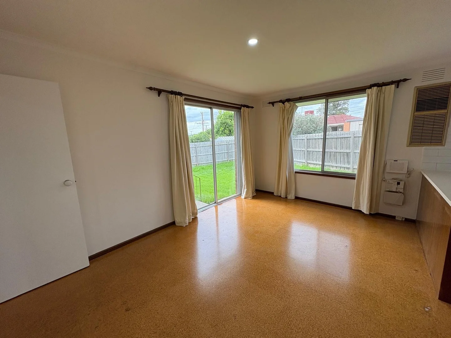 Additional image 10 of 4 Hoctor Close, Gladstone Park VIC 3043
