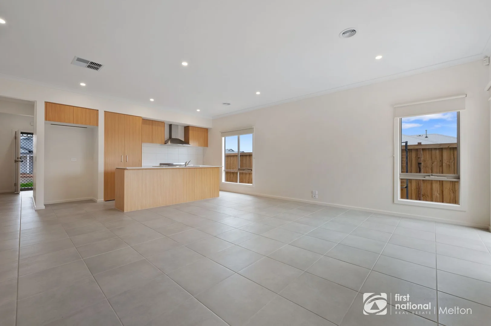 8 Curyo Street, Eynesbury VIC 3338 photo 3