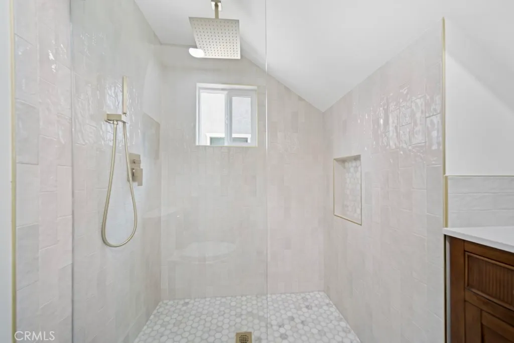 Additional image 16 of 1676 W 24th St, Los Angeles, CA 90007