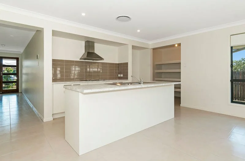 Additional image 2 of 10 Naren Street, Spring Mountain QLD 4300