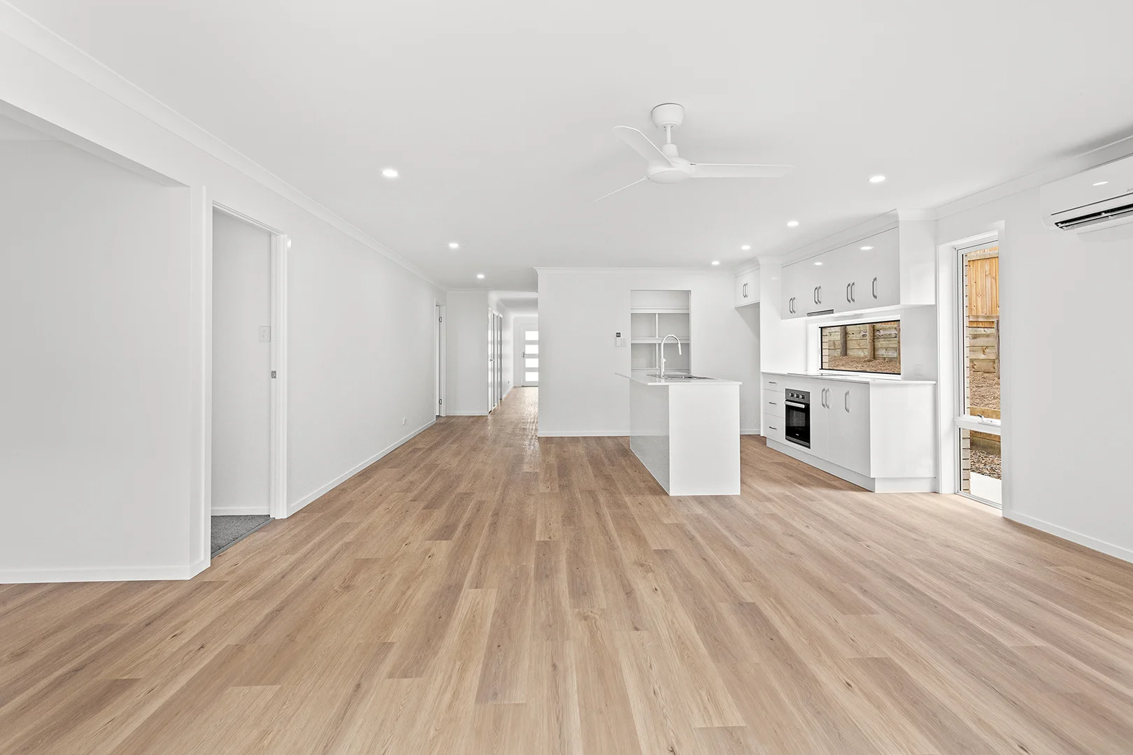 Additional image 3 of 6 Sailfish Court, Cannonvale QLD 4802