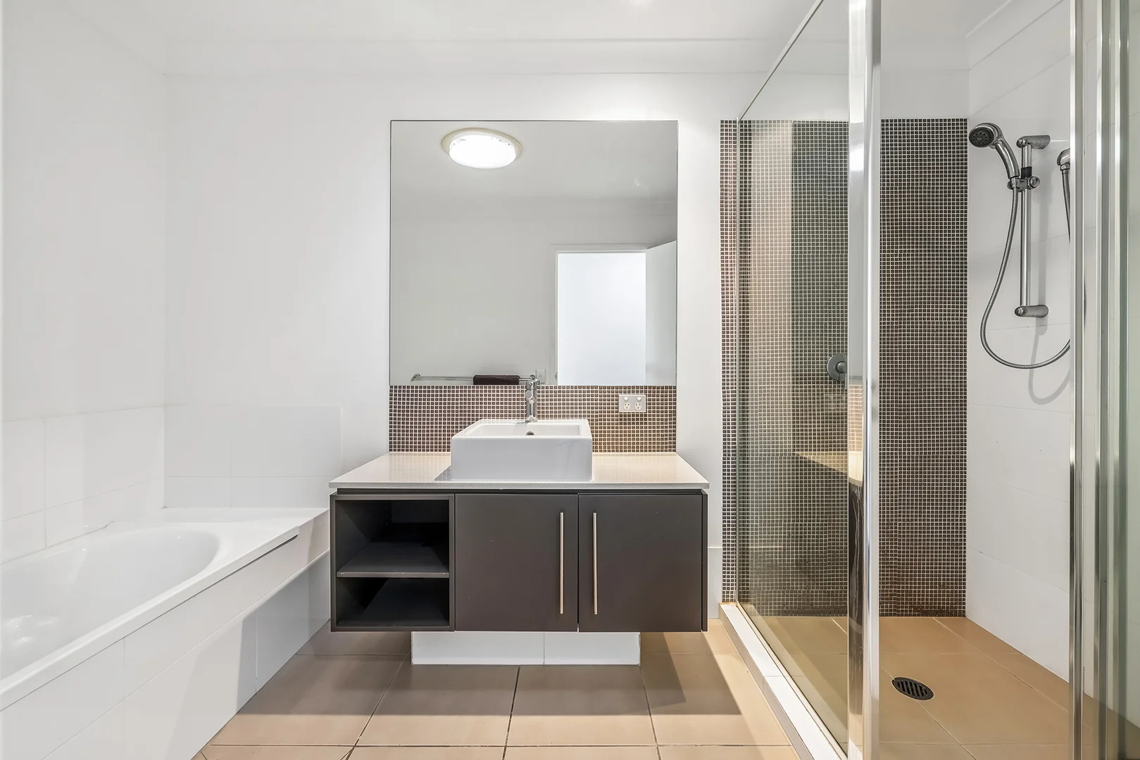 Additional image 15 of 18 Lillie Street, Burleigh Waters QLD 4220