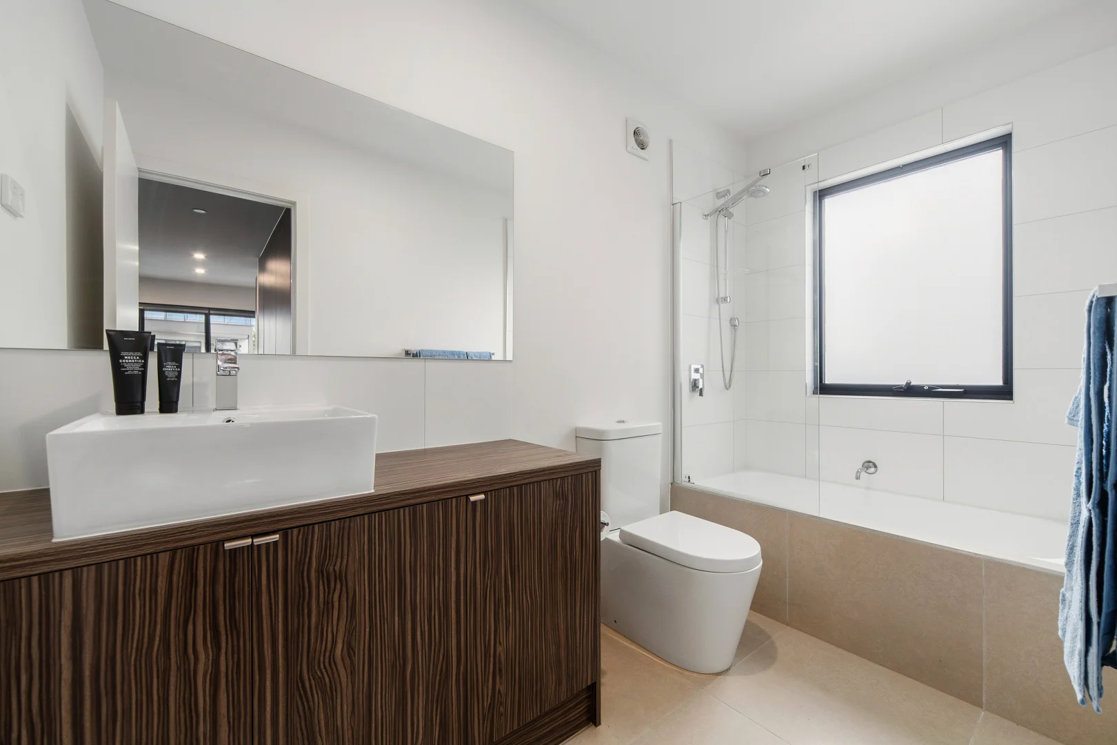 Additional image 11 of 2/17 Grnja Way, Carrum Downs VIC 3201
