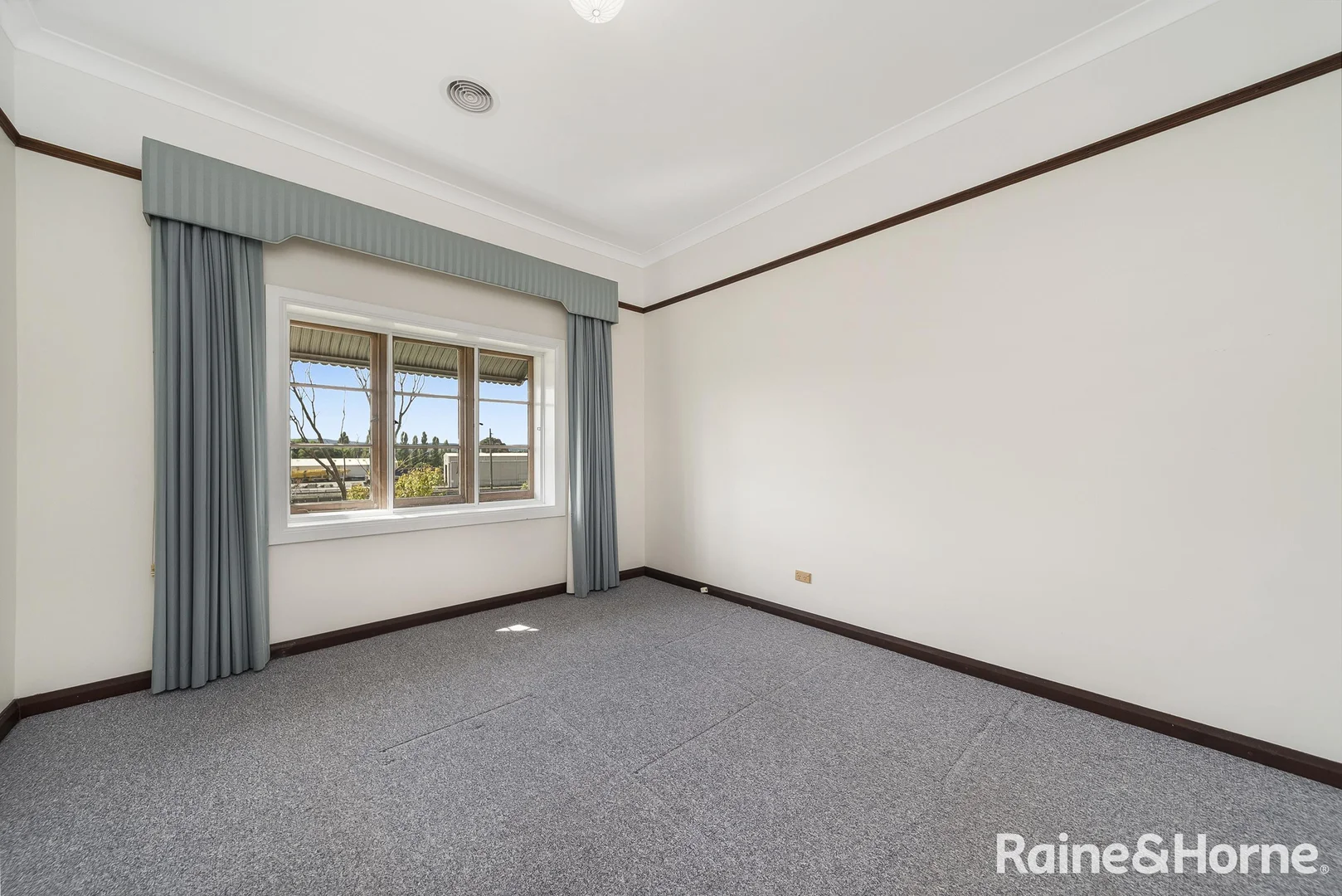 Additional image 3 of 30 Sloane Street, Goulburn NSW 2580