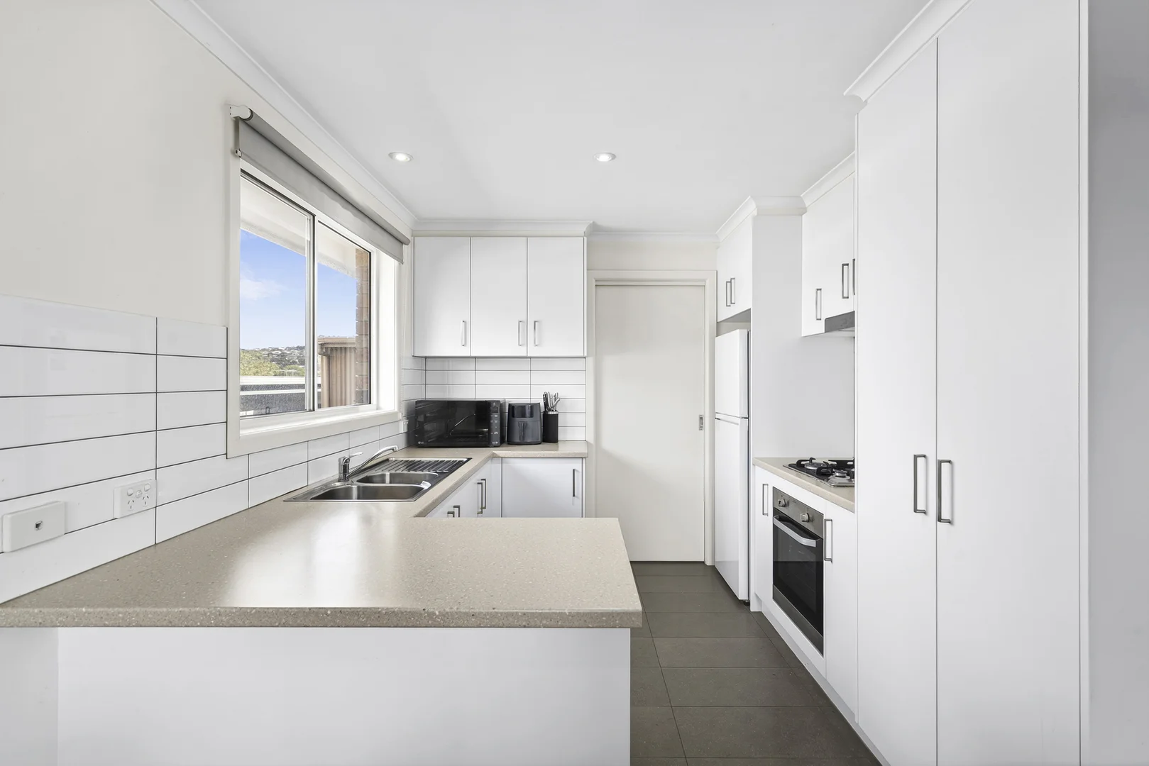 Additional image 8 of 3/22 Elizabeth Street, Highton VIC 3216