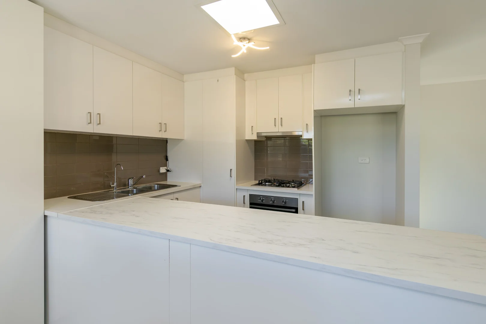 Additional image 5 of 2/15 Holland Way, Evanston SA 5116