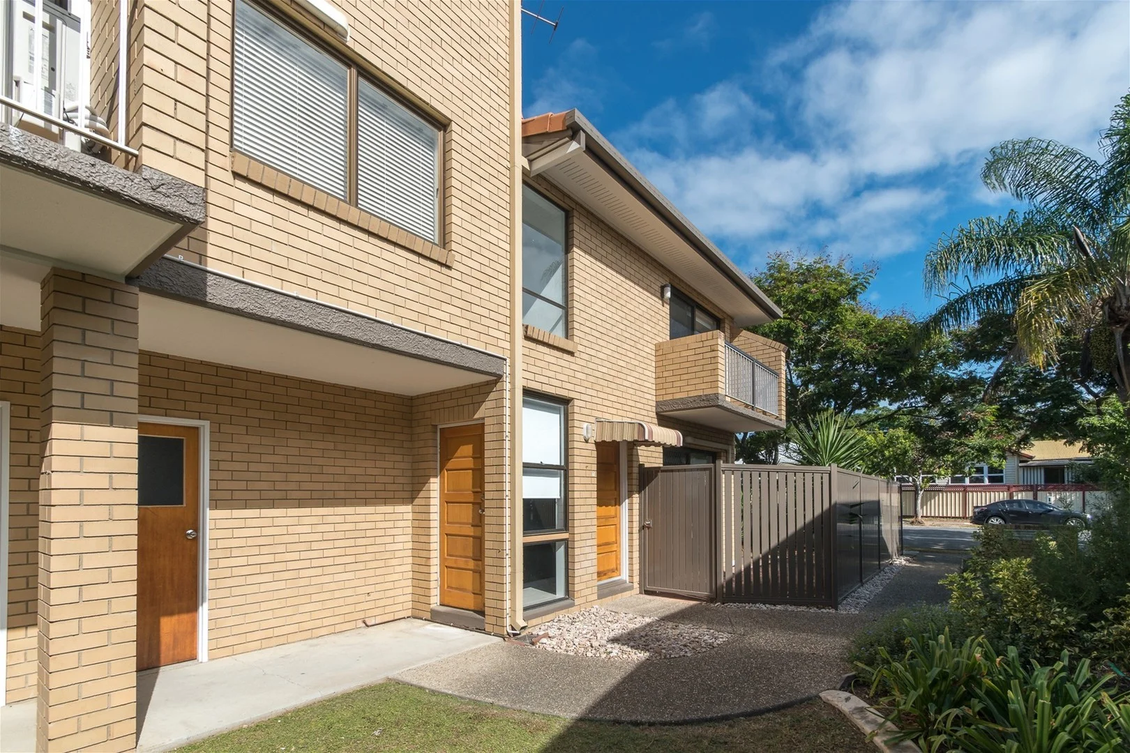 1/58 Earl Street, Greenslopes QLD 4120