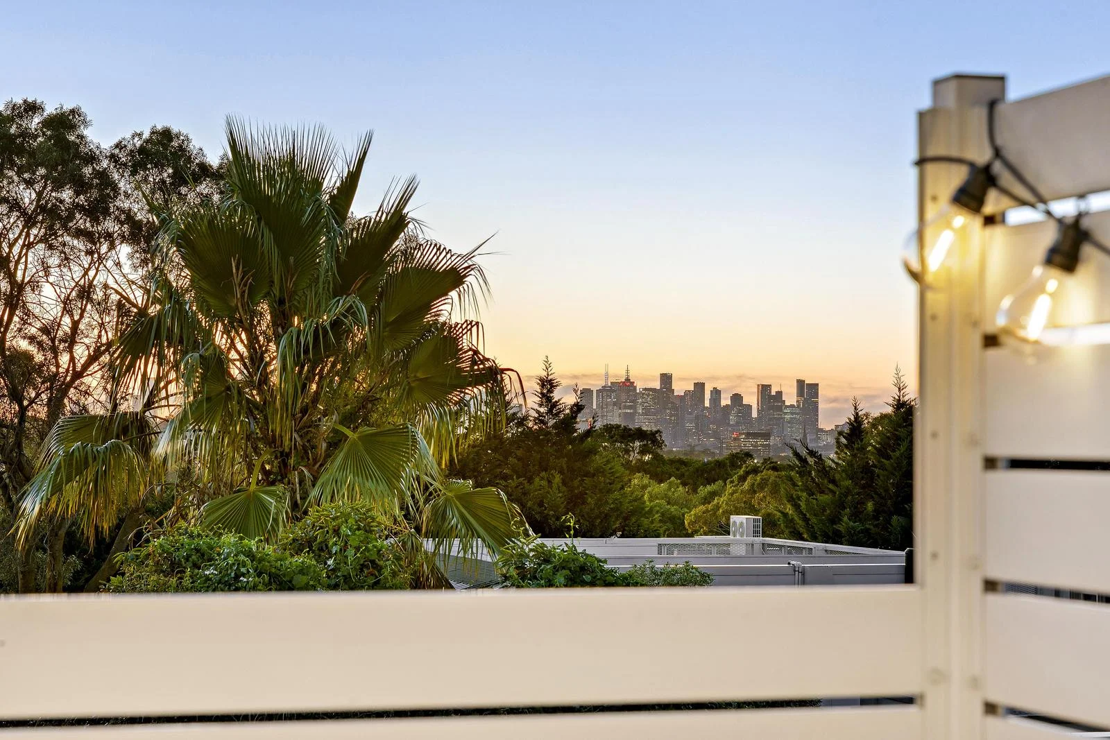 Additional image 2 of 201/813 Toorak Road, Hawthorn East VIC 3123