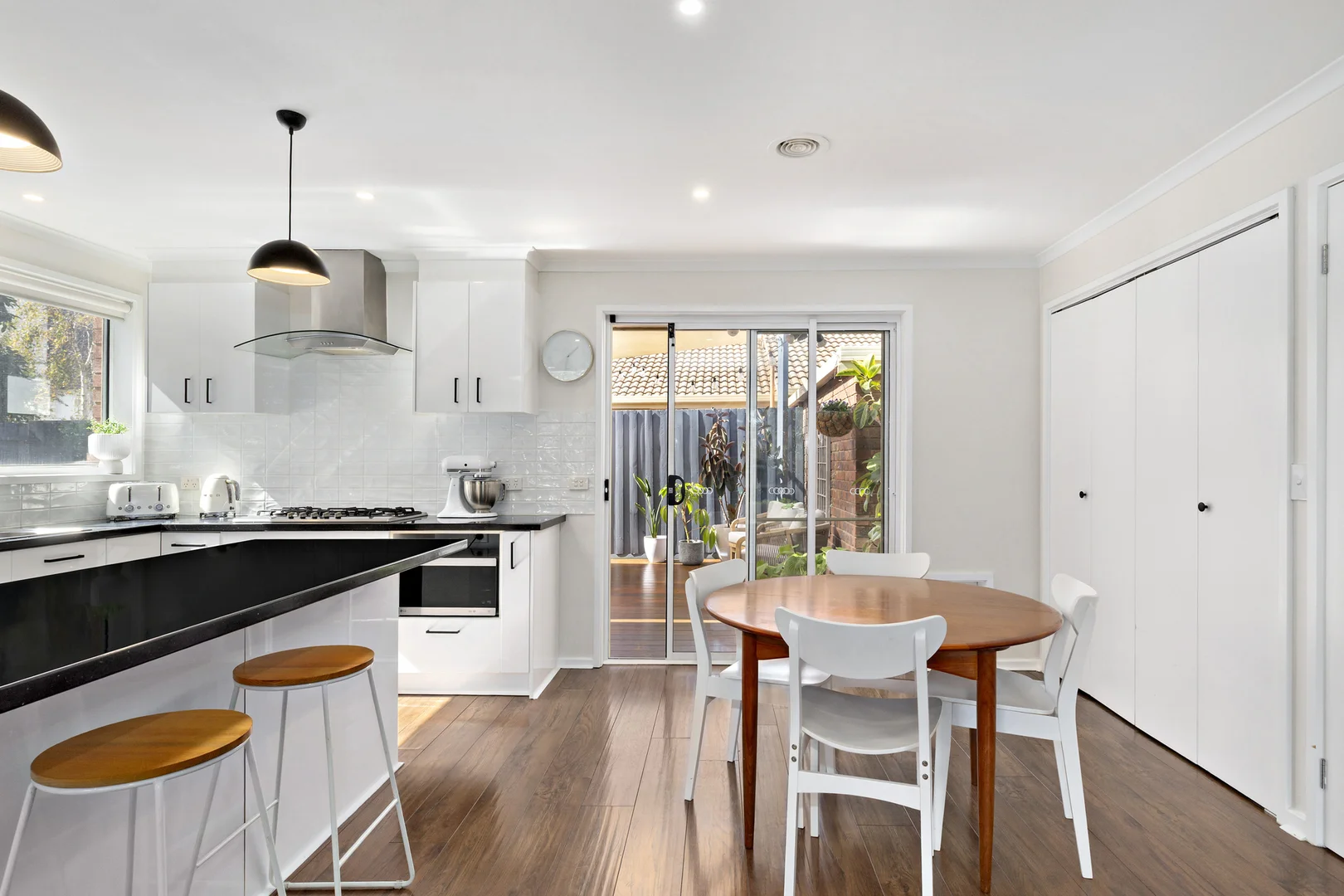 Additional image 5 of 2/127 Kinross Avenue, Edithvale VIC 3196