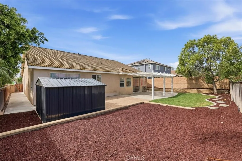 6974 Riverboat Drive, Eastvale, CA 91752