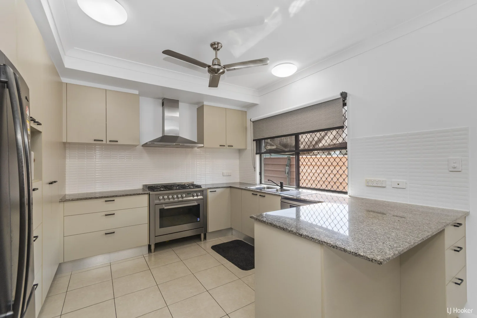Additional image 2 of 56-58 Iona Avenue, Burdell QLD 4818