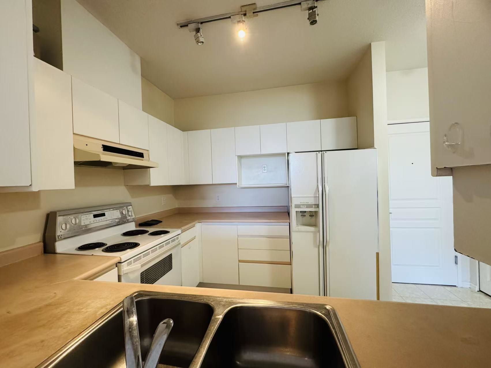 Additional image 3 of 8180 Jones Road, Richmond, BC, V6Y 3Z6