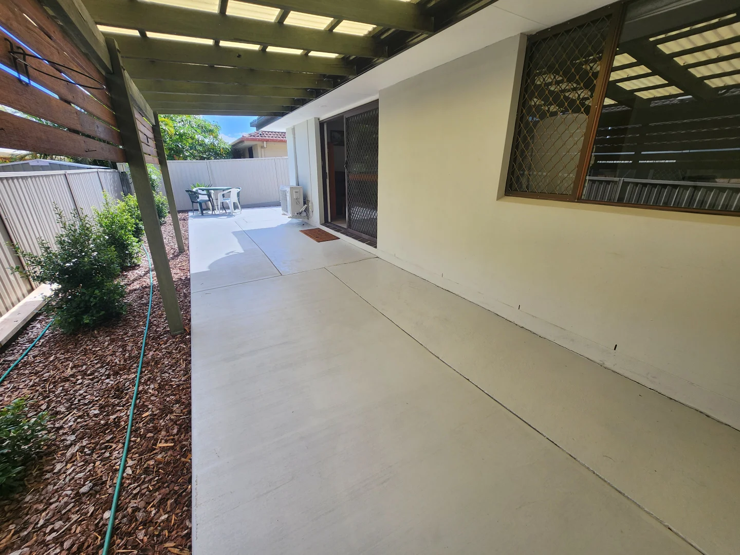 2/55 Government Road, Labrador QLD 4215 photo 3