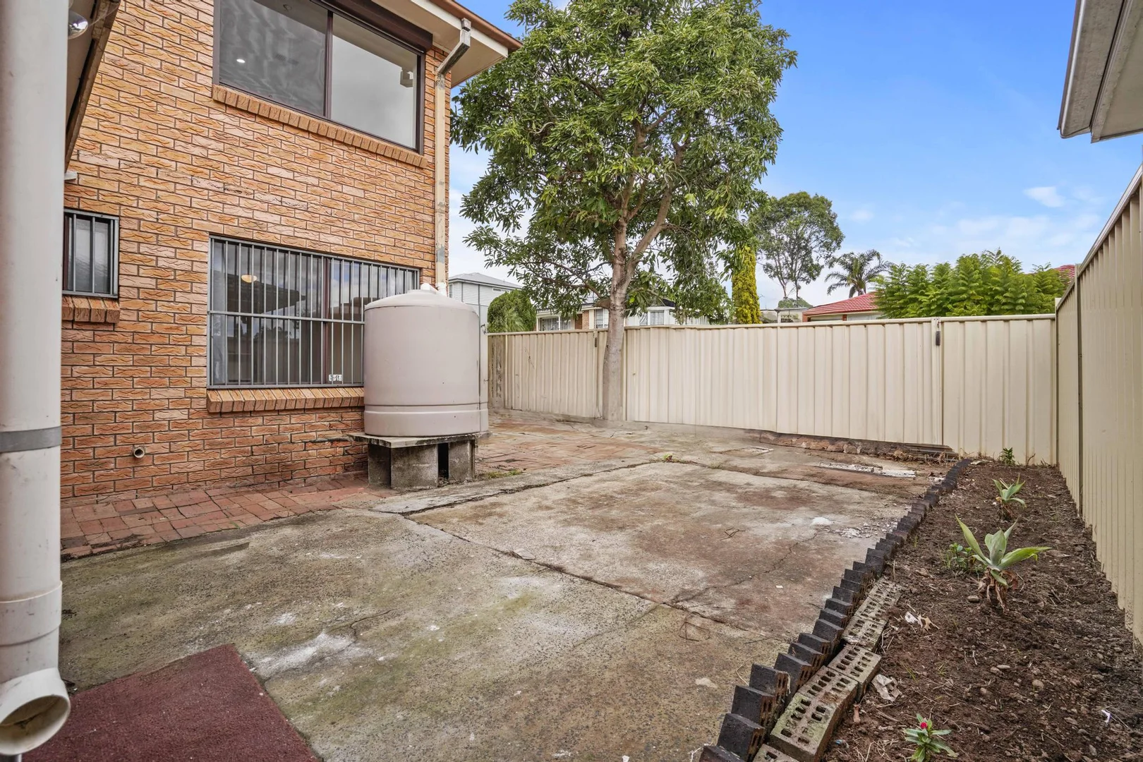 Additional image 14 of 2 Lae Place, Glenfield NSW 2167