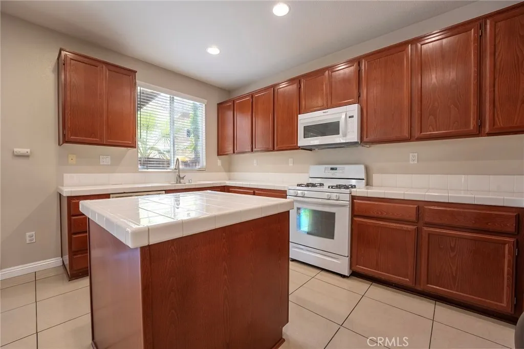 Additional image 18 of 31010 Sedona Street, Lake Elsinore, CA 92530