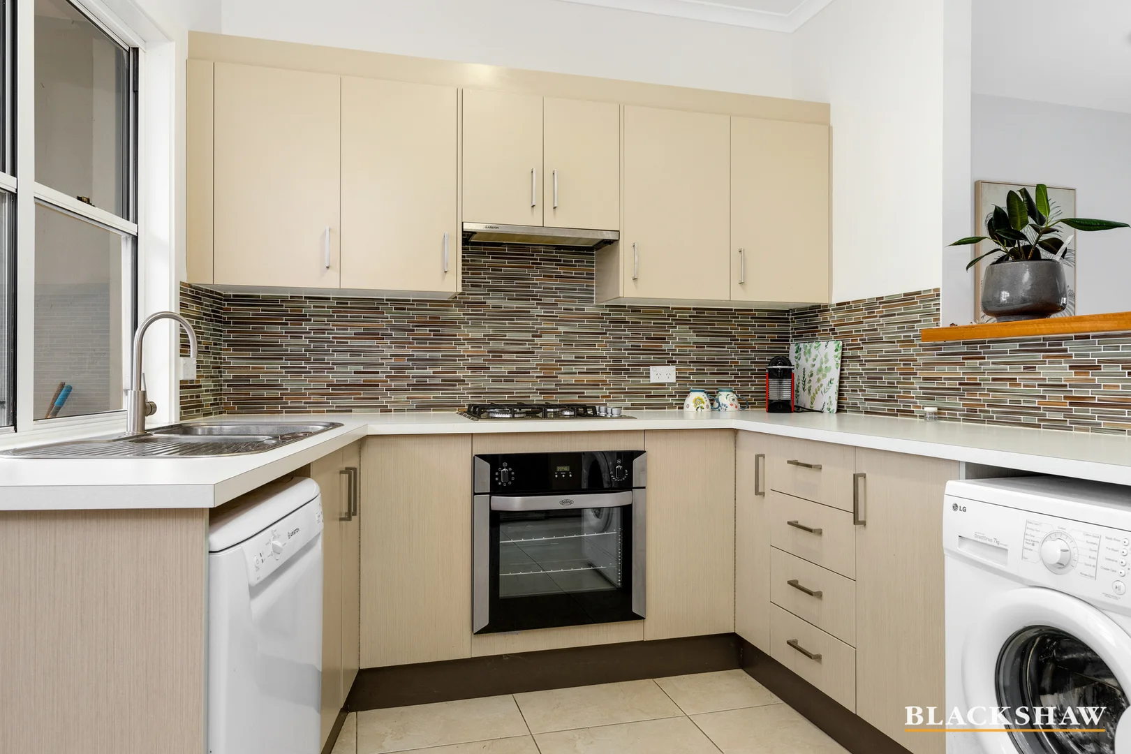 Additional image 5 of 2/33 Clyde Street, Batemans Bay NSW 2536