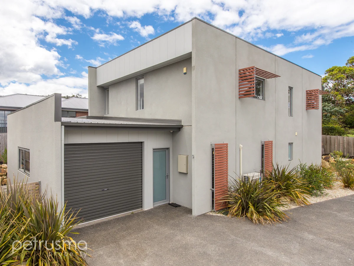 5/42 Oakdowns Parade, Oakdowns TAS 7019