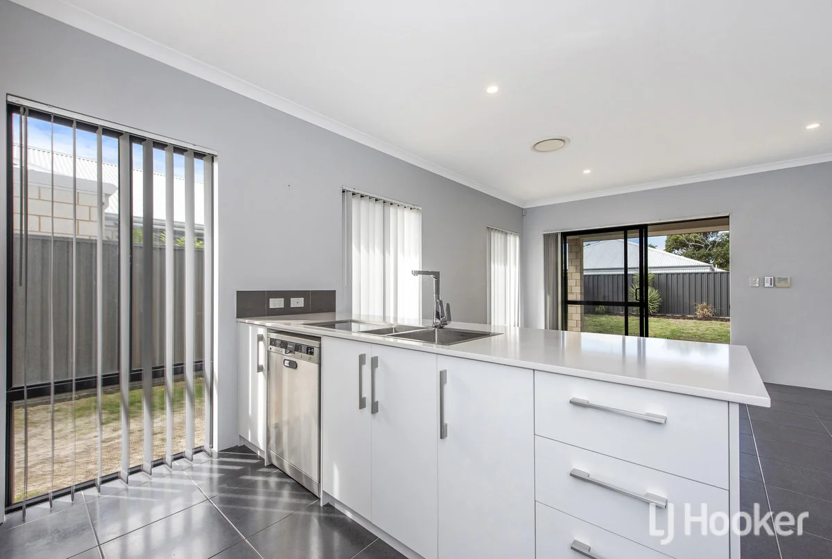 Additional image 9 of 11 Lockhart Street, Coodanup WA 6210