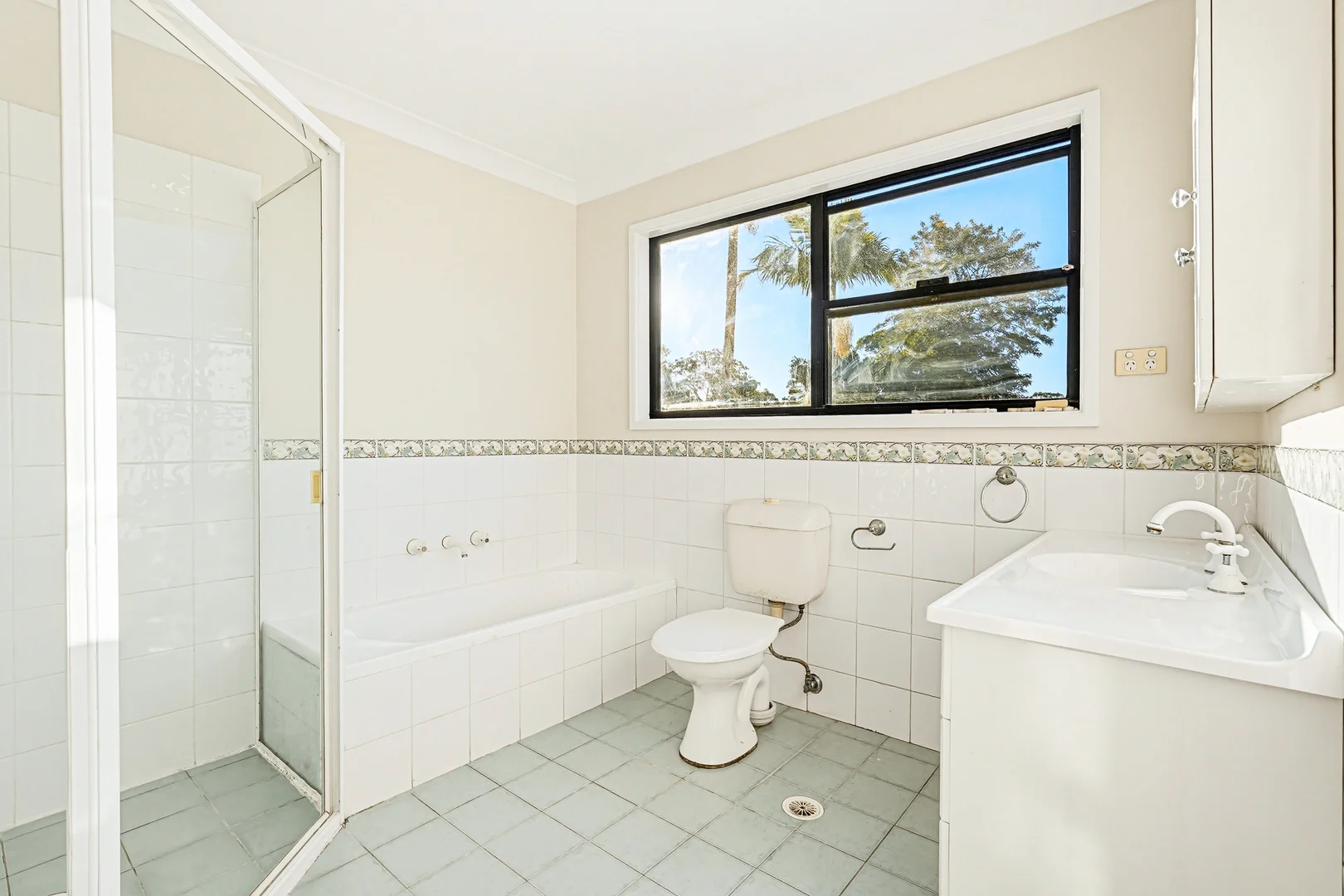 Additional image 5 of 2/58 Marquesa Crescent, Lethbridge Park NSW 2770