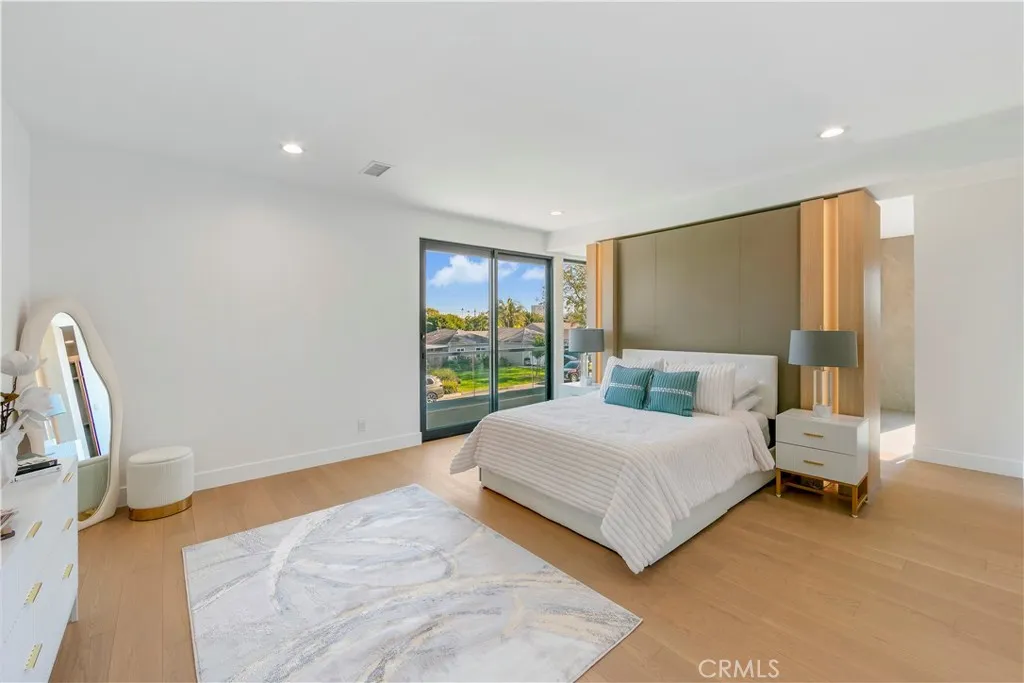 Additional image 22 of 853 Oak St, Costa Mesa, CA 92627