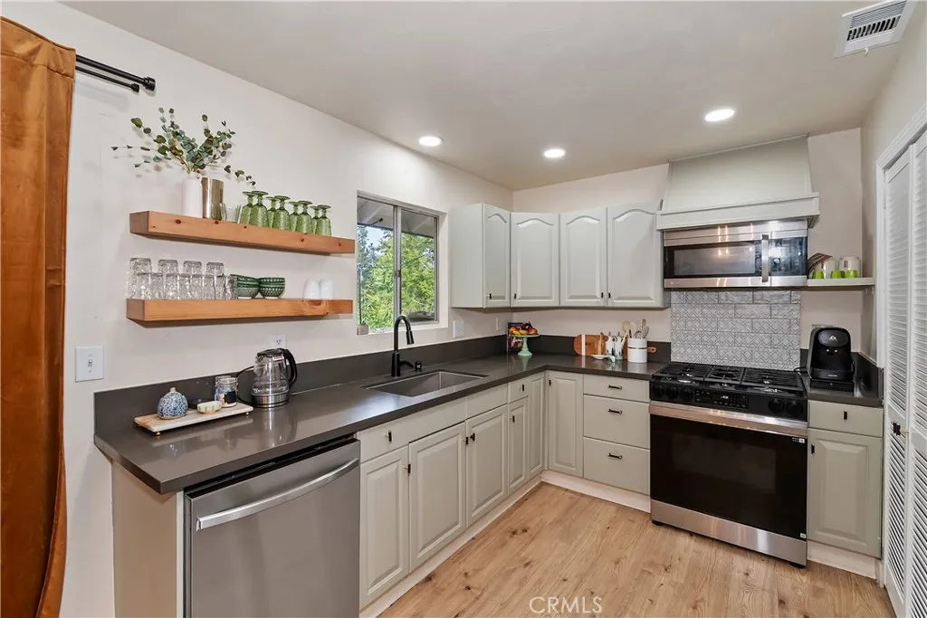 Additional image 62 of 696 Rose Lane, Twin Peaks, CA 92391