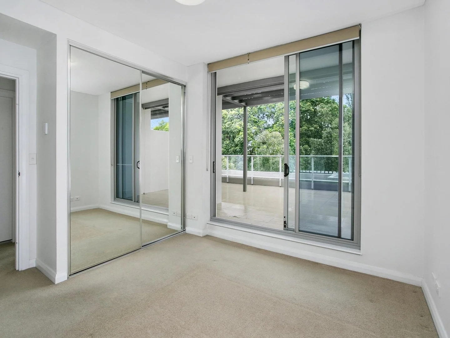 B301/4 Duntroon Avenue, St Leonards NSW 2065 photo 4
