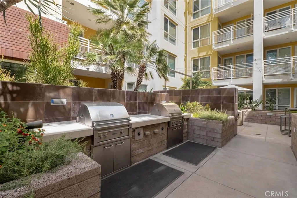 Additional image 32 of 21301 Erwin Street Unit 228, Woodland Hills, CA 91367
