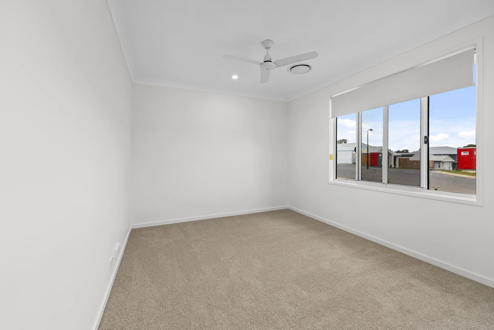 24 Wallum Crescent, Warner QLD 4500 photo 2