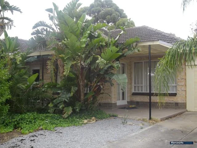 12 Somerset Road, Para Hills SA 5096