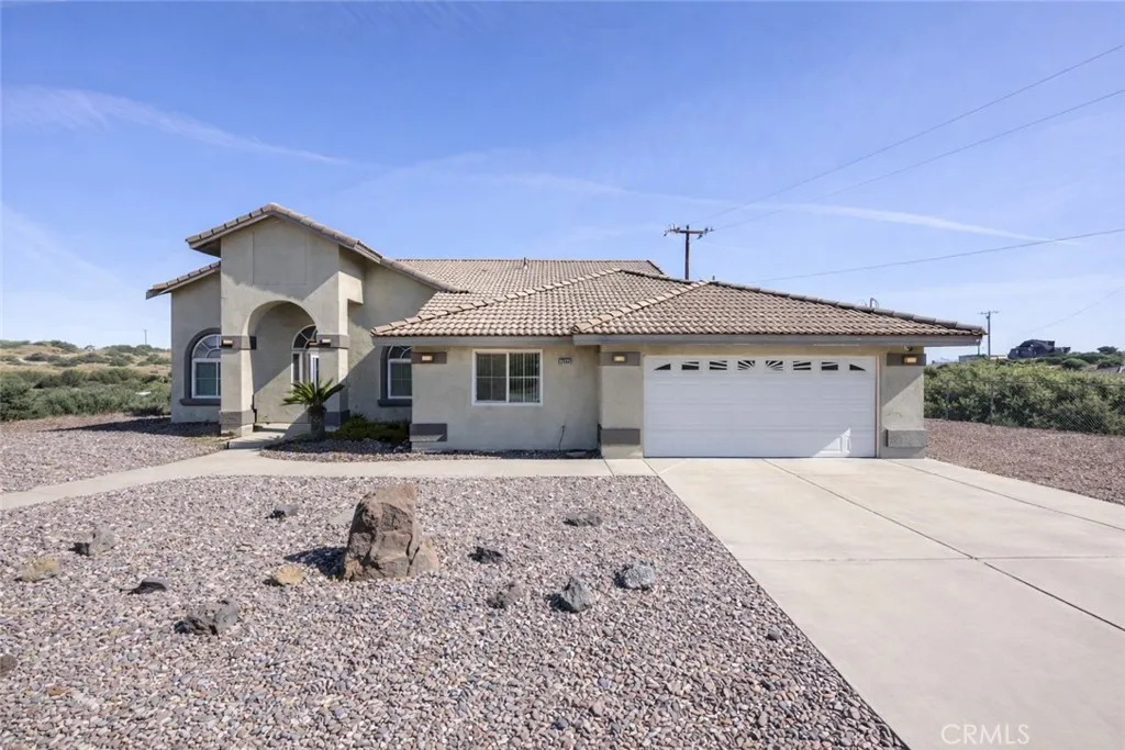 Additional image 35 of 7084 Aster Rd, Oak Hills, CA 92344