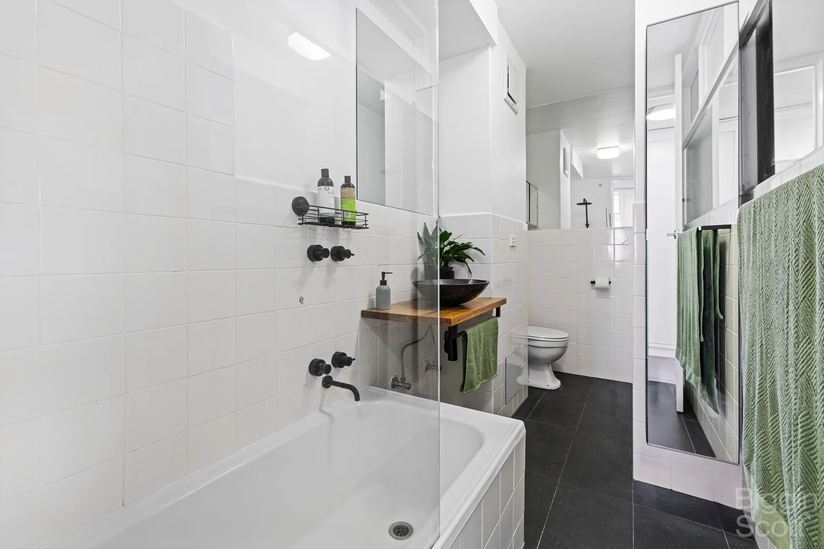 Additional image 7 of 2A/12 Marine Parade, St Kilda VIC 3182