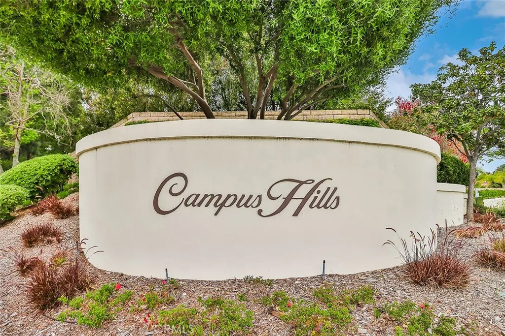 7204 University Drive, Moorpark, CA 93021
