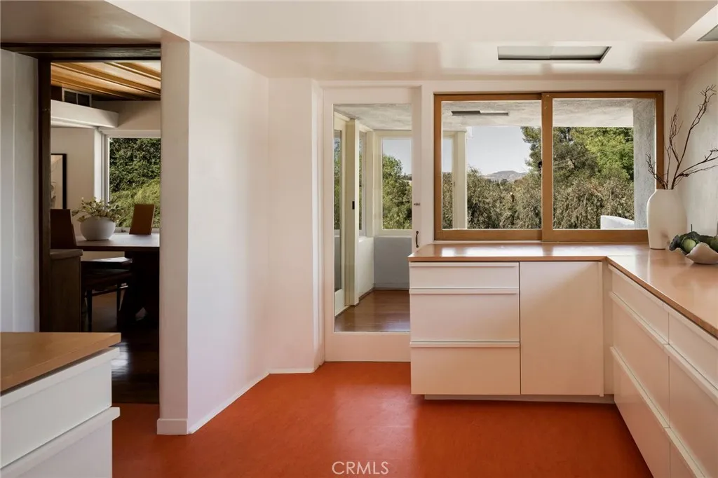 Additional image 81 of 19950 Collier Street, Woodland Hills, CA 91364