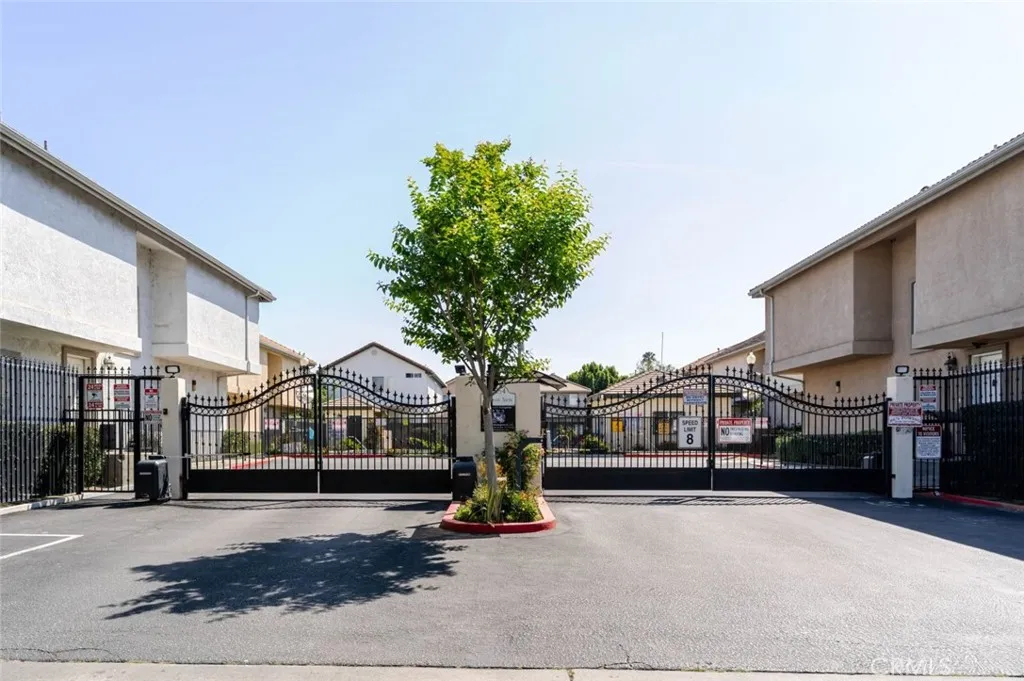 Additional image 3 of 8554 Burnet Avenue Unit 145, North Hills, CA 91343