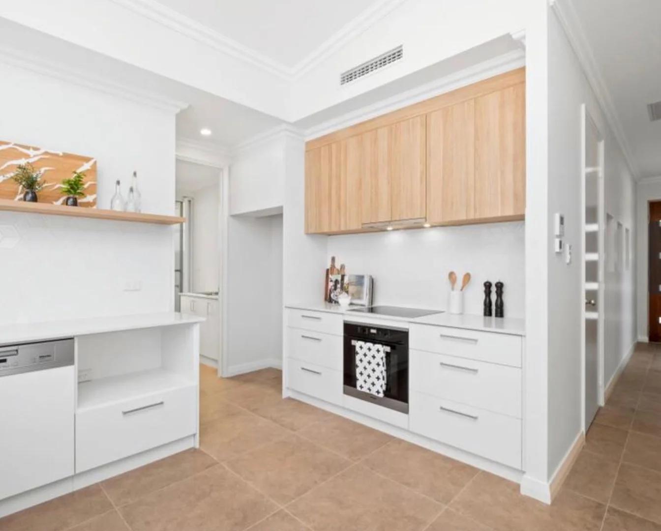 Additional image 6 of Unit 3 / 7 Kalamunda Road, Kalamunda WA 6076