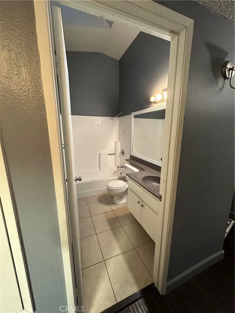 Additional image 80 of 165 Racquet Club Drive, Compton, CA 90220