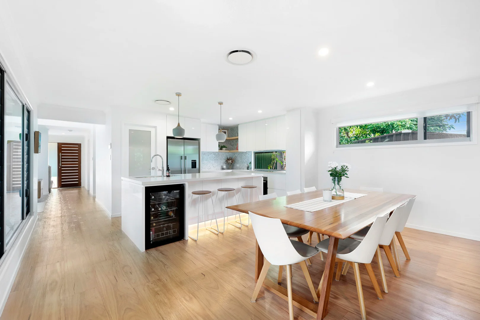 Additional image 7 of 14 Robin Avenue, Paradise Point QLD 4216