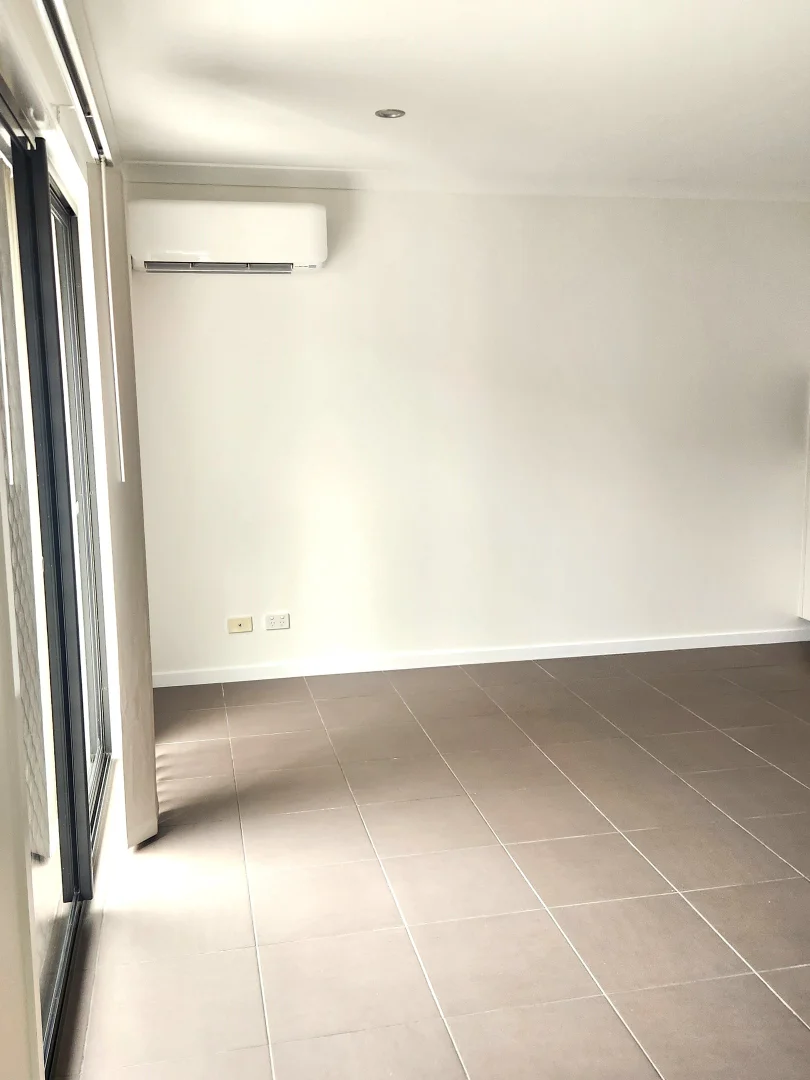 Additional image 6 of 2/22 Champion Crescent, Griffin QLD 4503