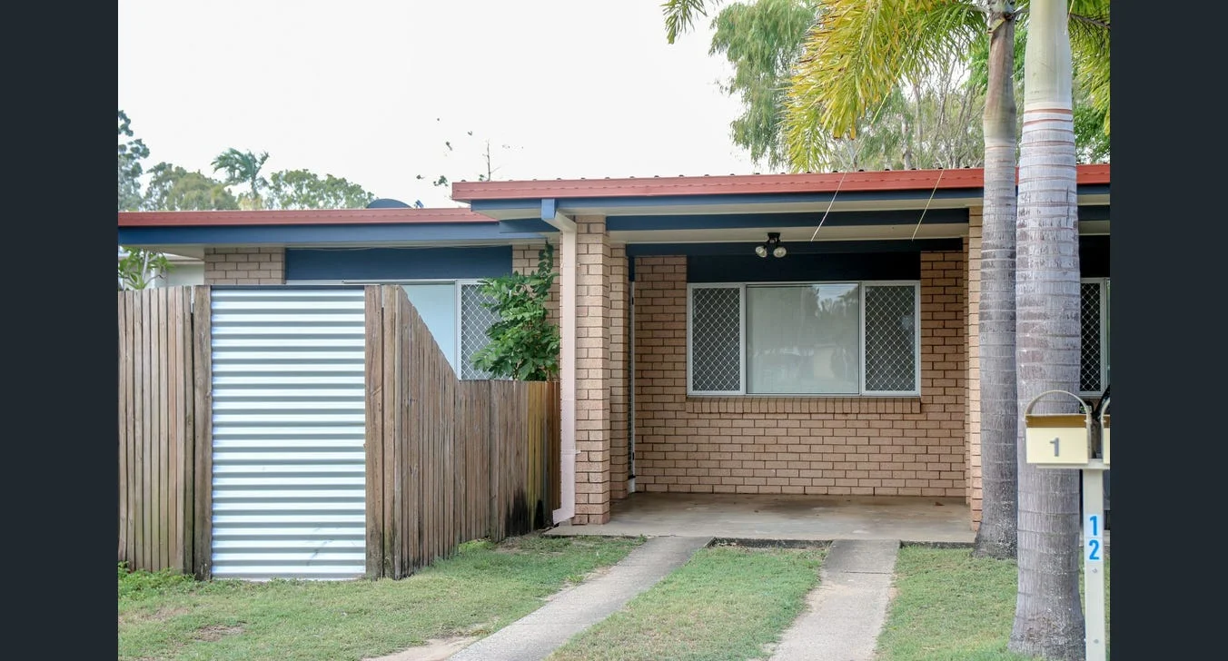 1/12 Petrel Street, Slade Point QLD 4740