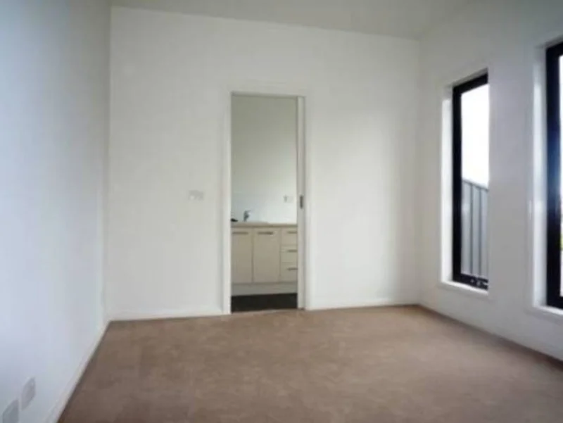 Additional image 4 of 2/7 Bridlepath Drive, Truganina VIC 3029