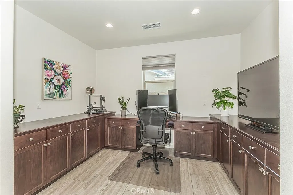 Additional image 21 of 877 Treasure Hills Dr, Madera, CA 93636