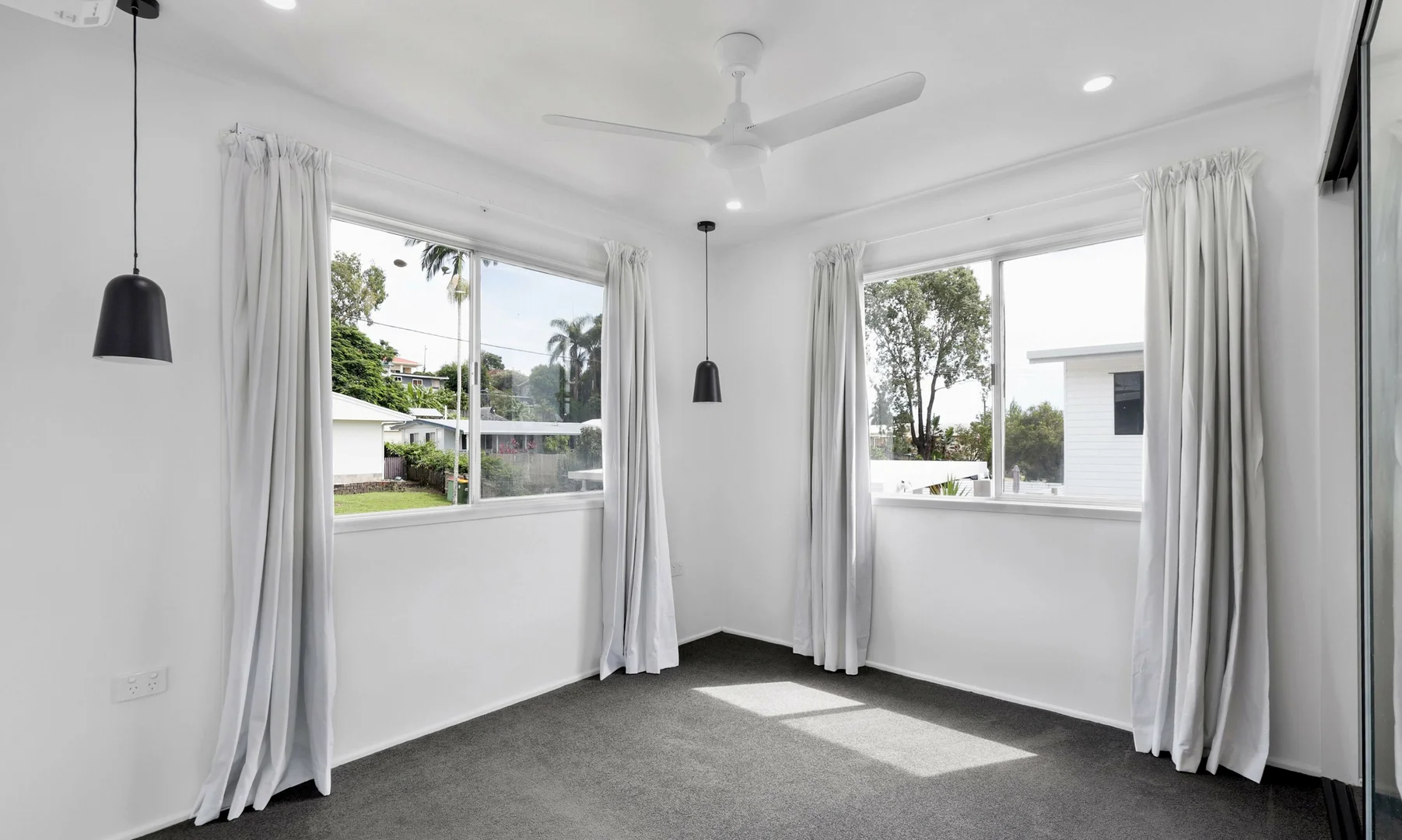 6 Alexander St, Rural View QLD 4740 photo 3
