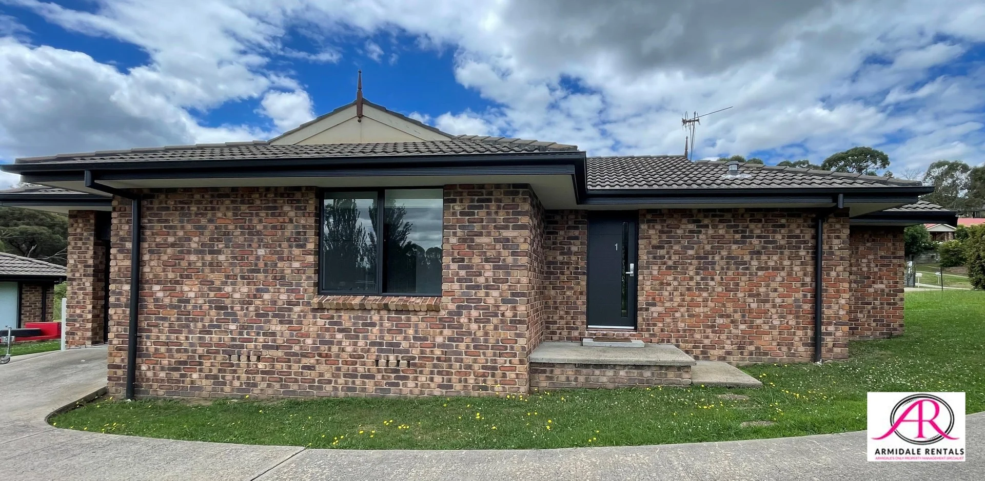 1/64 Ashtree Drive, Armidale NSW 2350