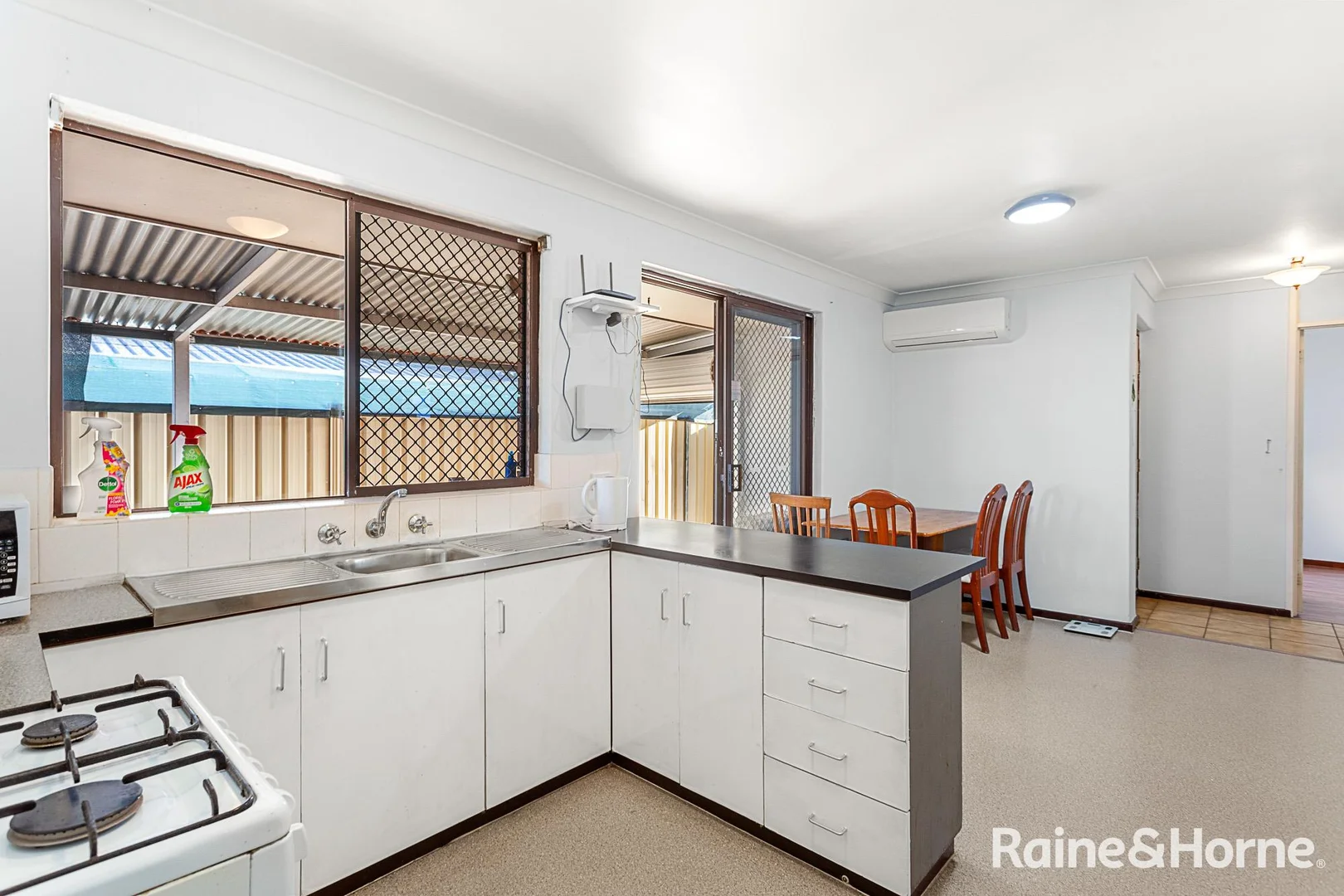 Additional image 14 of 35 Mercer Way, Balga WA 6061