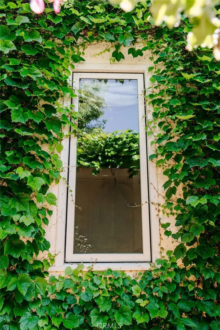 Additional image 76 of 4070 Garden Avenue, Los Angeles, CA 90039