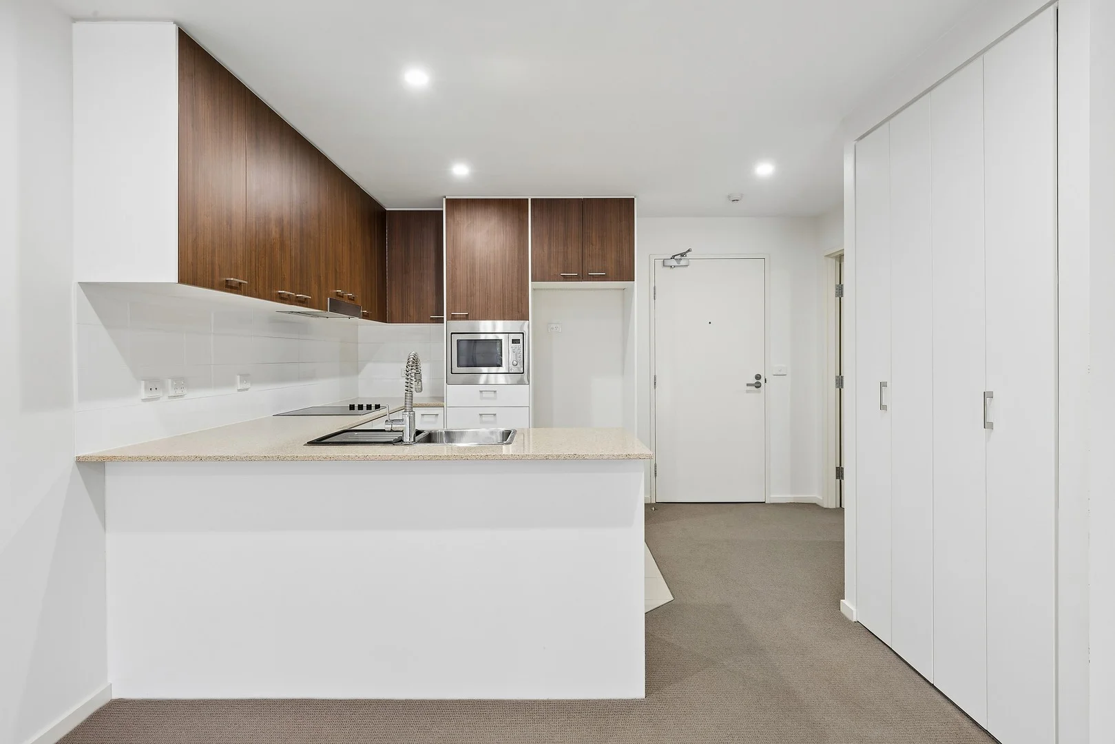Additional image 4 of 16/10 Ipima Street, Braddon ACT 2612