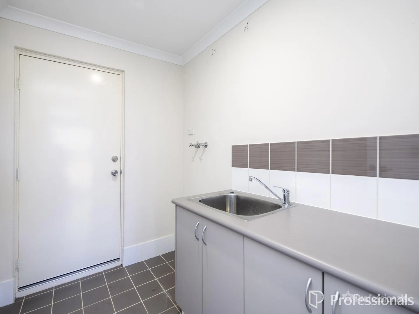Additional image 18 of 35 Brampton Avenue, Butler WA 6036